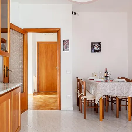Apartment Tosco Romagnola Flat With Parking And Balcony
