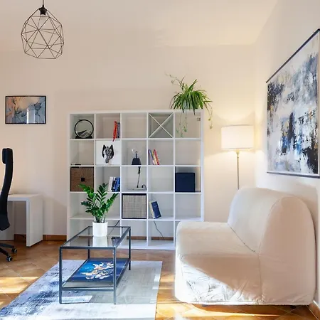 Tosco Romagnola Flat With Parking And Balcony