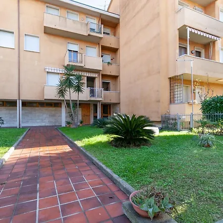 Tosco Romagnola Flat With Parking And Balcony Apartment Cascina